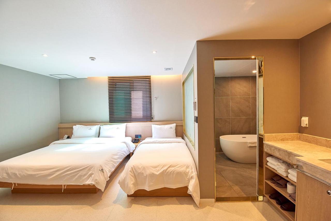 בוסאן Bonathree Hotel מראה חיצוני תמונה