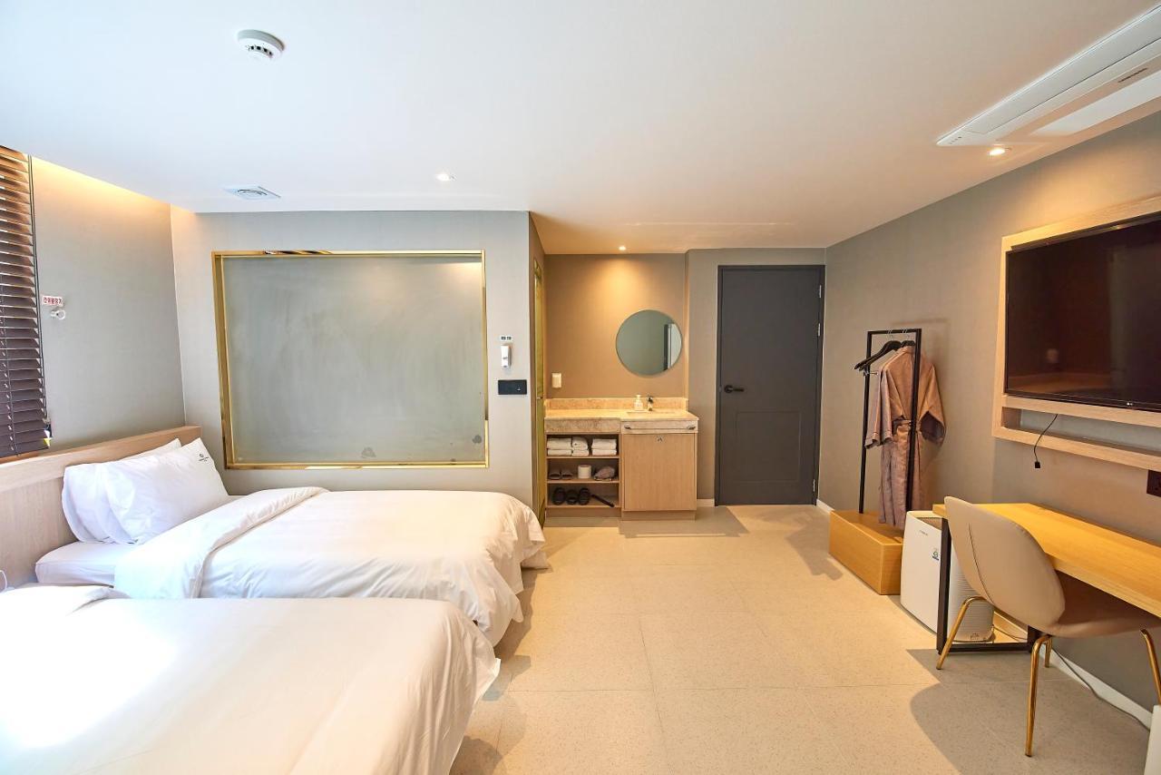 בוסאן Bonathree Hotel מראה חיצוני תמונה