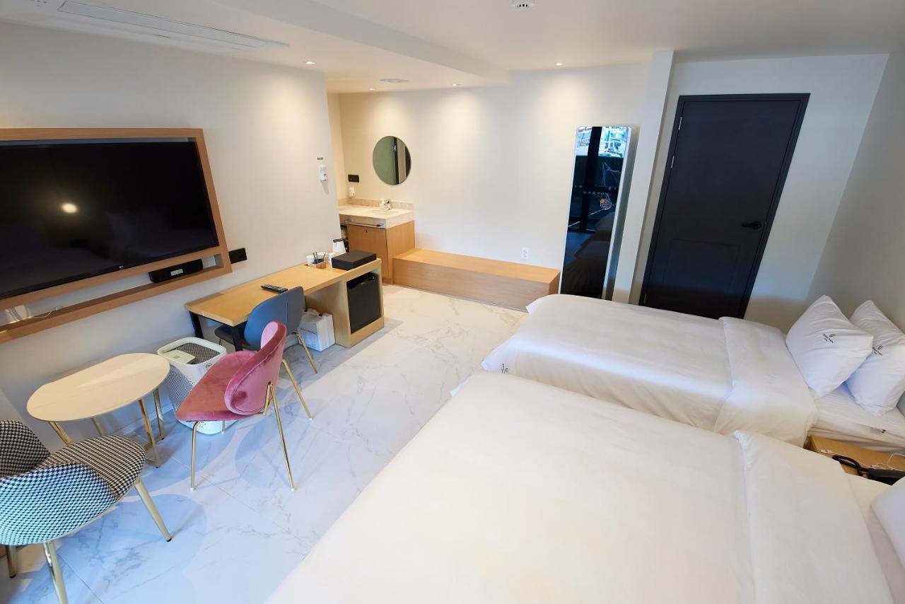 בוסאן Bonathree Hotel מראה חיצוני תמונה