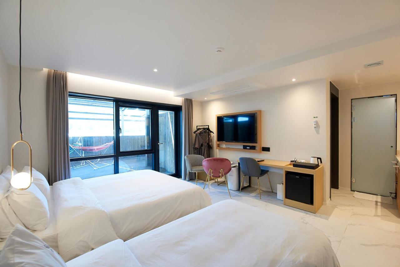 בוסאן Bonathree Hotel מראה חיצוני תמונה