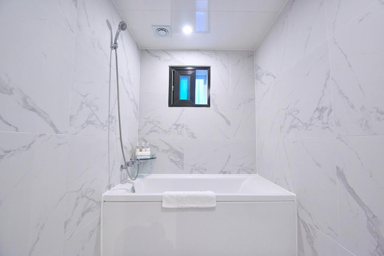 בוסאן Bonathree Hotel מראה חיצוני תמונה