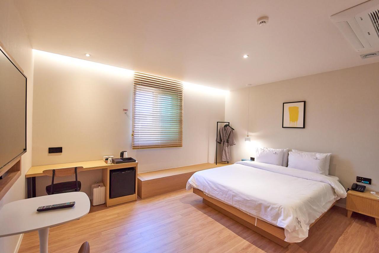 בוסאן Bonathree Hotel מראה חיצוני תמונה