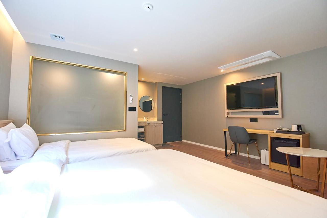 בוסאן Bonathree Hotel מראה חיצוני תמונה